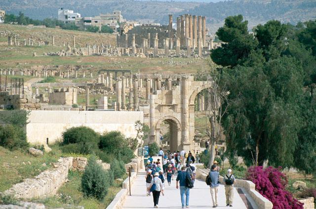 Jordan Pass a with tourists as soared in 2019 ministry | Jordan Times
